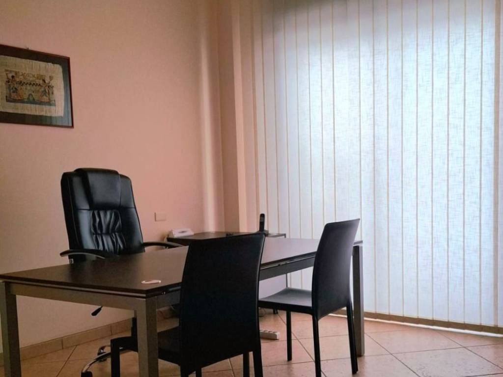 ufficio in affitto a Barcellona Pozzo di Gotto