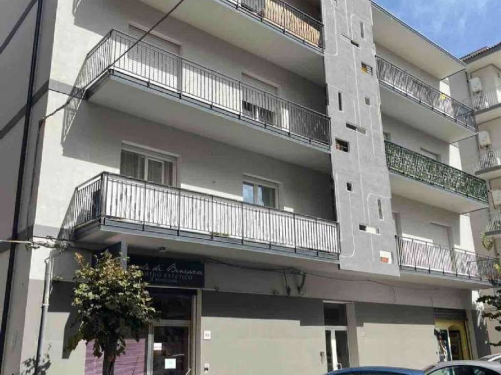 appartamento in affitto a Barcellona Pozzo di Gotto in zona Centro Città