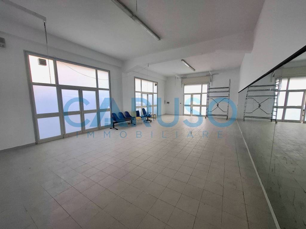 negozio in affitto a Barcellona Pozzo di Gotto