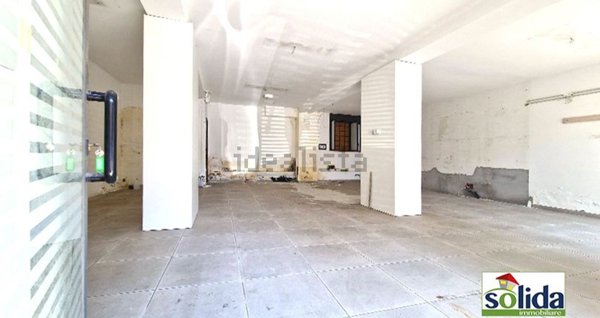 negozio in affitto a Barcellona Pozzo di Gotto