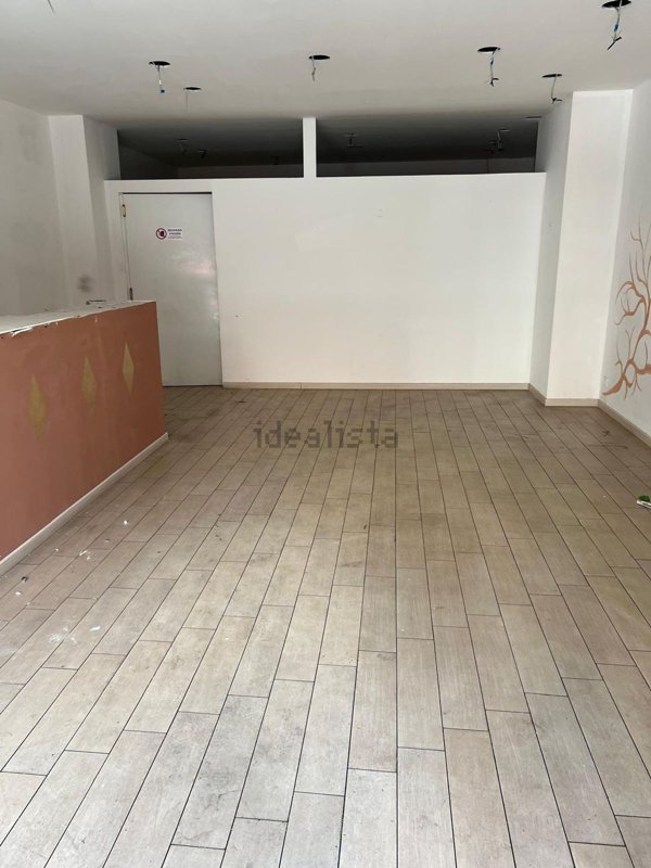 locale commerciale in affitto a Barcellona Pozzo di Gotto