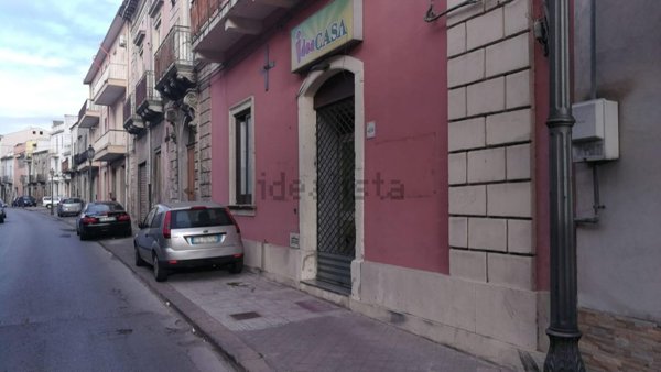 ufficio in affitto a Barcellona Pozzo di Gotto