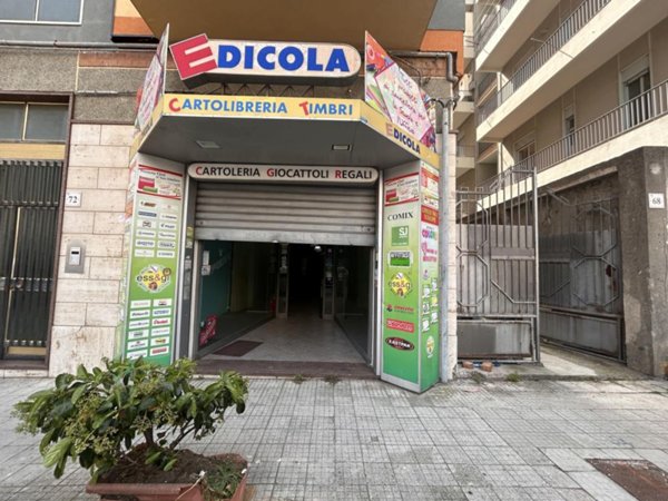 locale commerciale in affitto a Barcellona Pozzo di Gotto in zona Centro Città