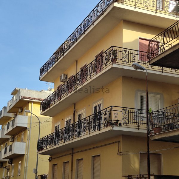 appartamento in affitto a Barcellona Pozzo di Gotto in zona Centineo