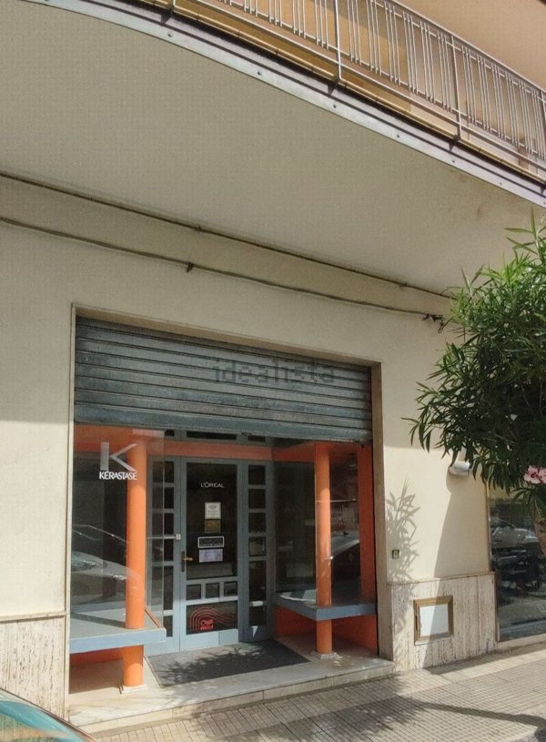 locale commerciale in affitto a Capo d'Orlando