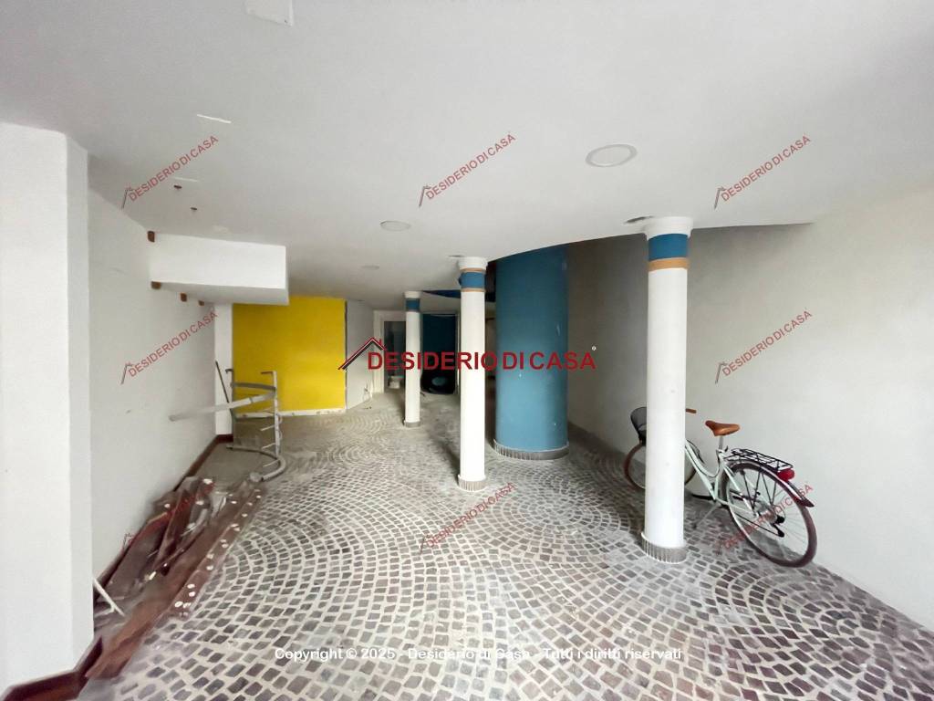 negozio in affitto a Capo d'Orlando