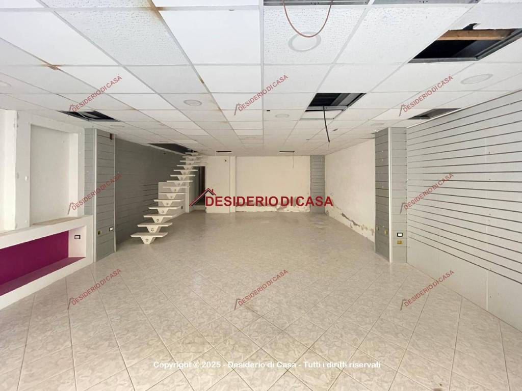 negozio in affitto a Capo d'Orlando