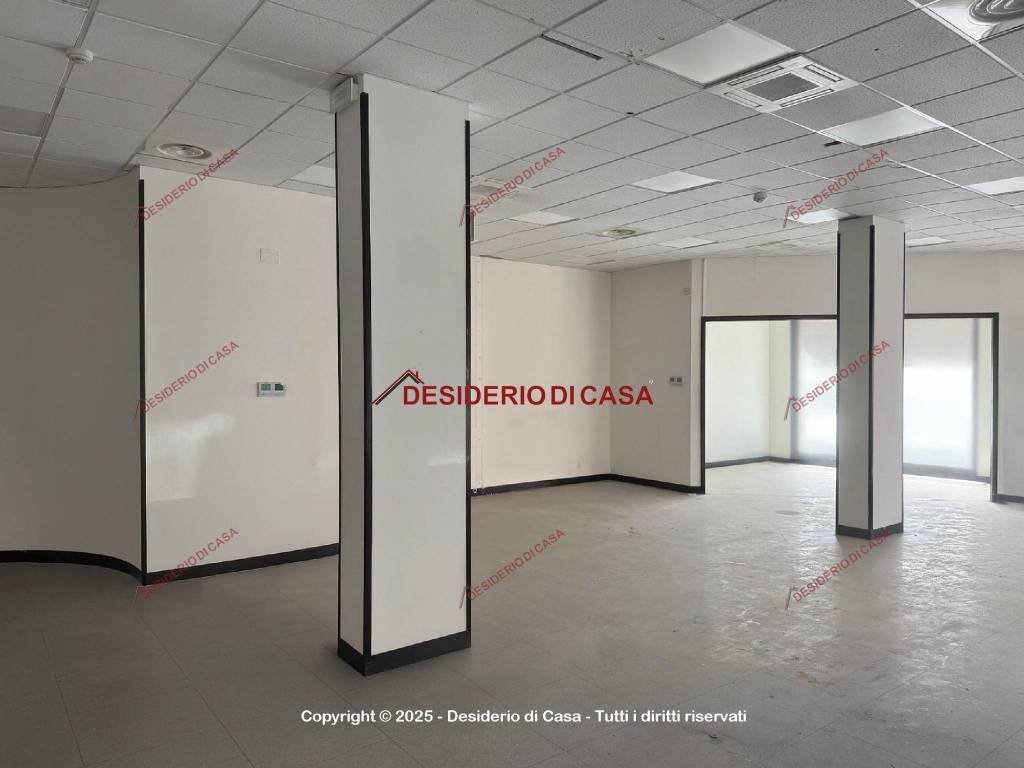 negozio in affitto a Capo d'Orlando