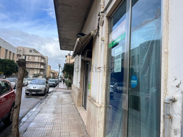 negozio in affitto a Capo d'Orlando