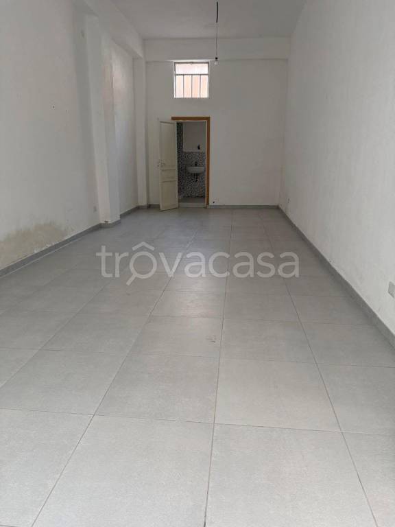 locale commerciale in affitto a Capo d'Orlando