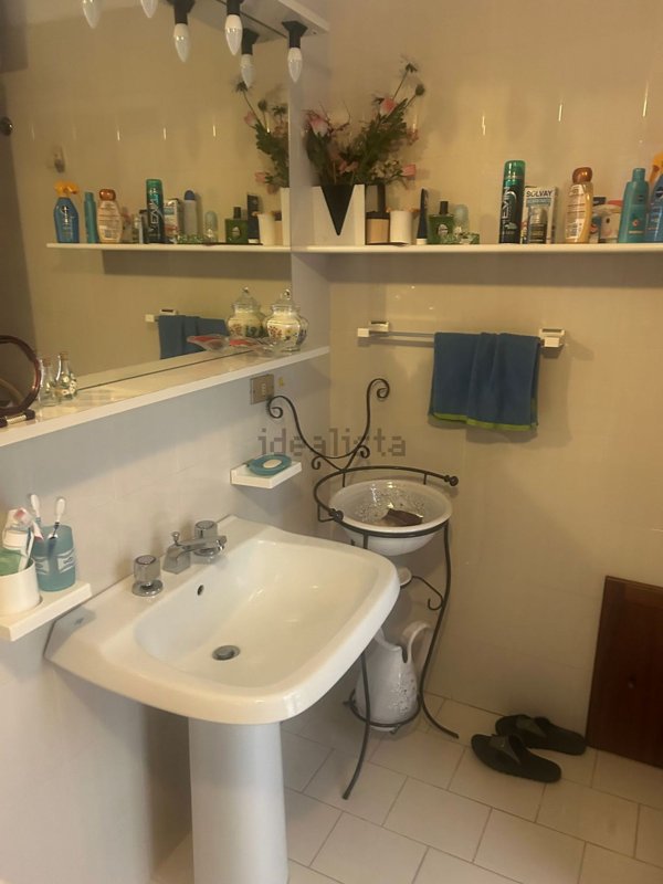 appartamento in affitto a Capri Leone