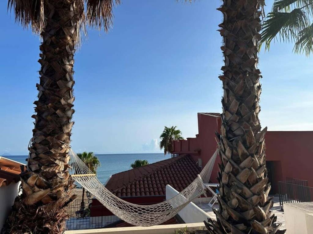 appartamento in affitto a Caronia in zona Marina di Caronia