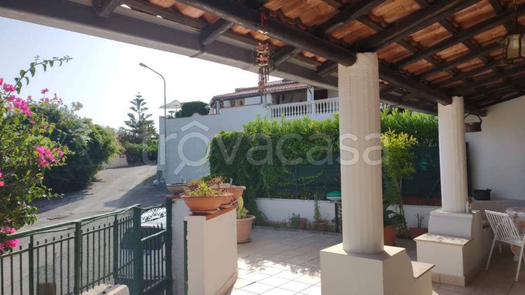 casa indipendente in affitto a Falcone