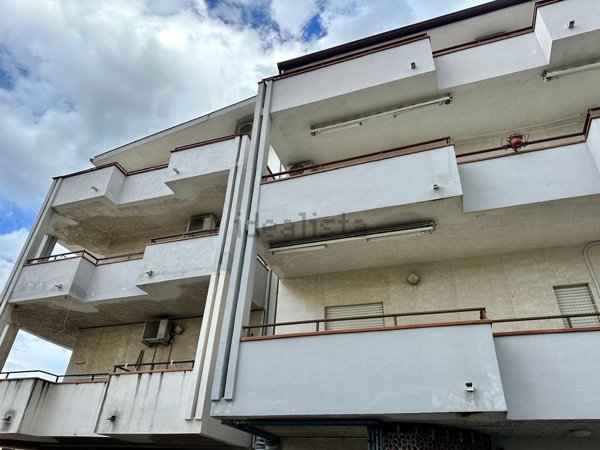 appartamento in affitto a Falcone