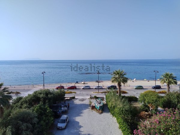 appartamento in affitto a Falcone