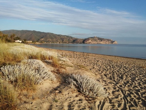 casa indipendente in affitto a Furnari
