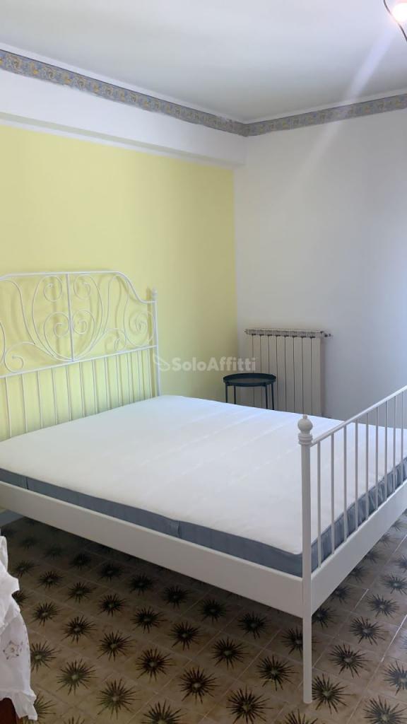 appartamento in affitto a Giardini-Naxos