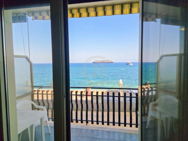 appartamento in affitto a Giardini-Naxos