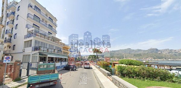 appartamento in affitto a Giardini-Naxos