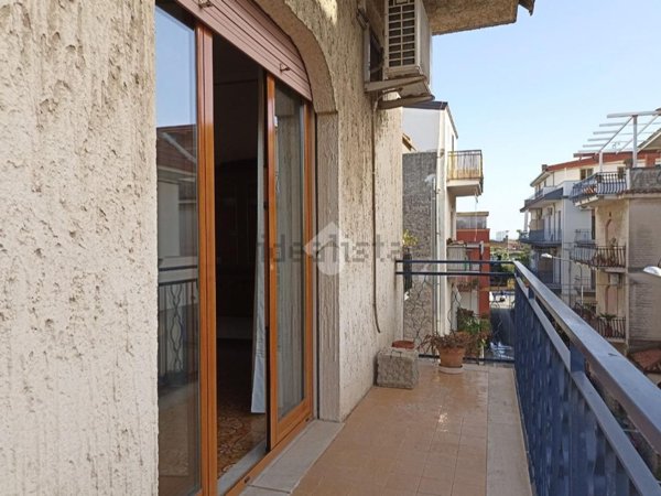 appartamento in affitto a Giardini-Naxos