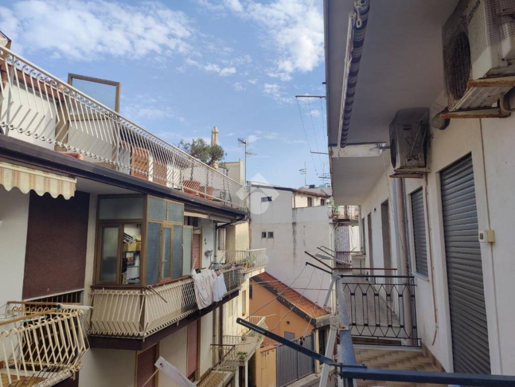 appartamento in affitto a Giardini-Naxos