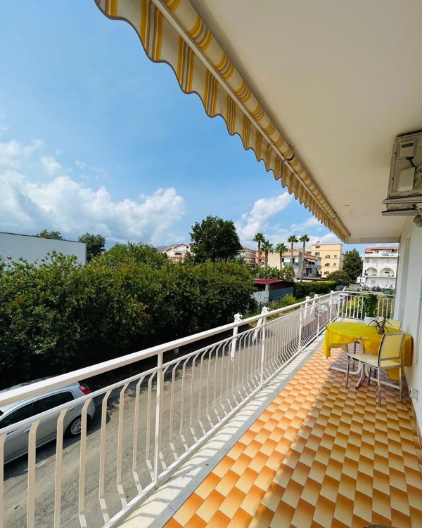 appartamento in affitto a Giardini-Naxos