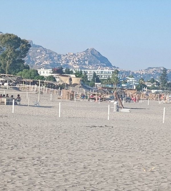 appartamento in affitto a Giardini-Naxos