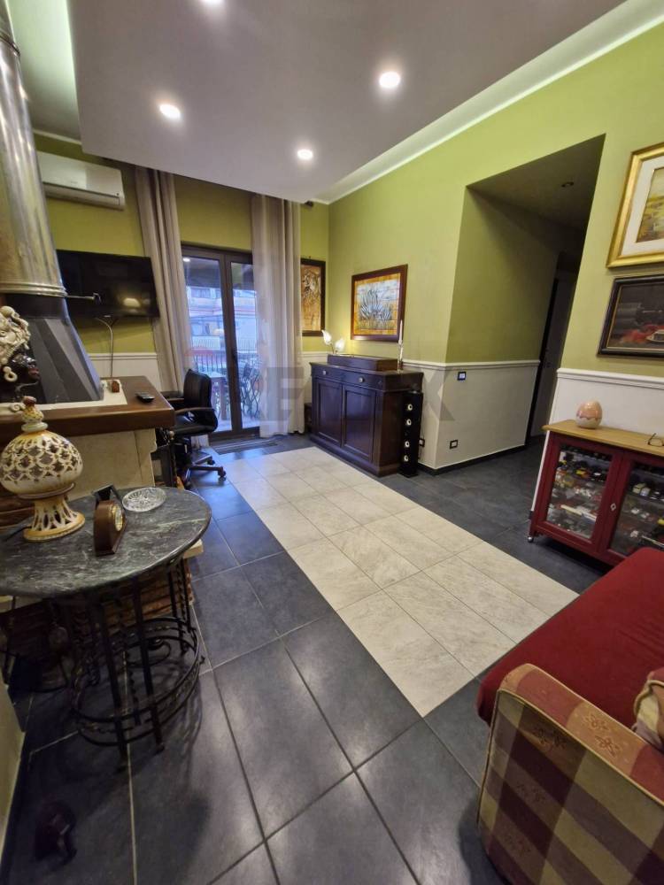 appartamento in affitto a Giardini-Naxos