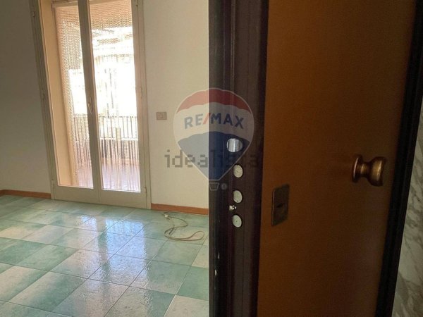 appartamento in affitto a Giardini-Naxos