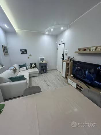 appartamento in affitto a Giardini-Naxos