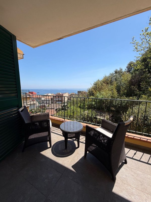 appartamento in affitto a Giardini-Naxos