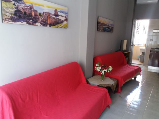 appartamento in affitto a Giardini-Naxos