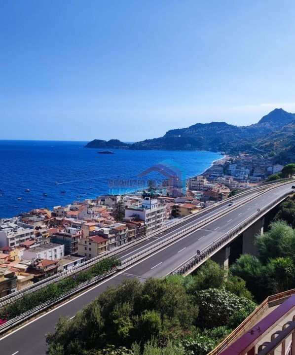 appartamento in affitto a Letojanni