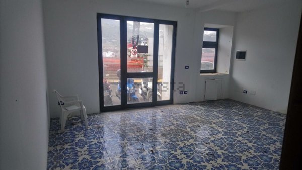 locale di sgombero in affitto a Lipari