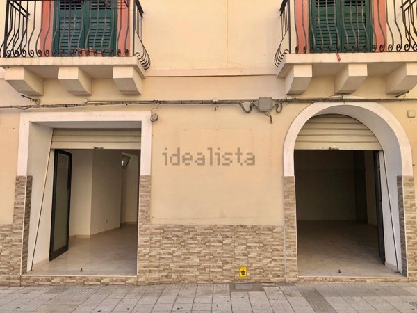 locale commerciale in affitto a Messina in zona Gazzi