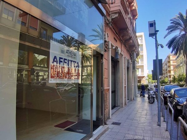 negozio in affitto a Messina