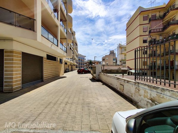 negozio in affitto a Messina in zona Minissale