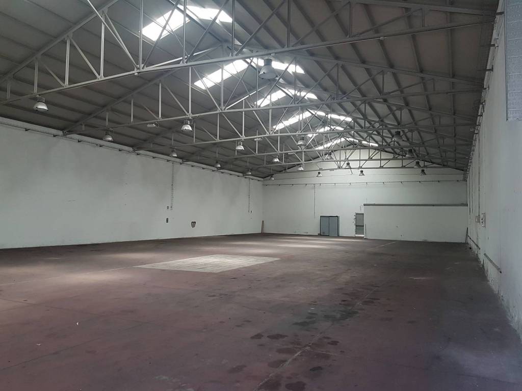 locale commerciale in affitto a Messina in zona Contesse