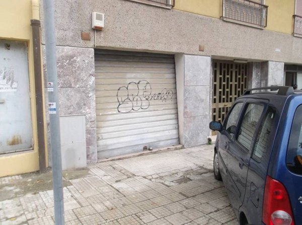 negozio in affitto a Messina