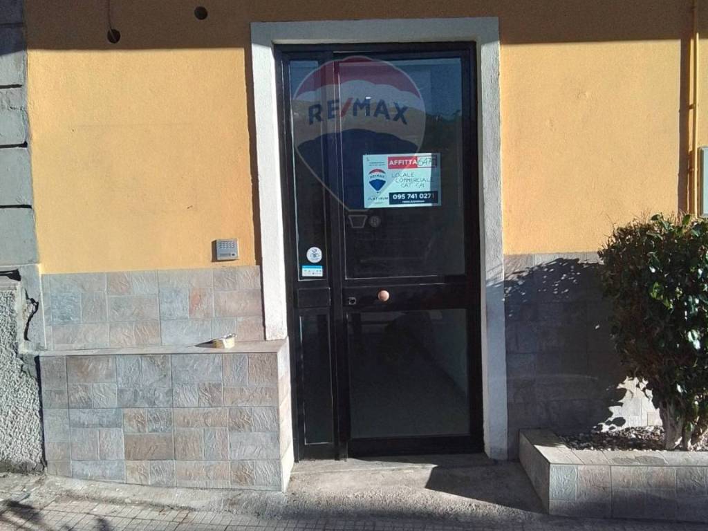 negozio in affitto a Messina in zona Gravitelli