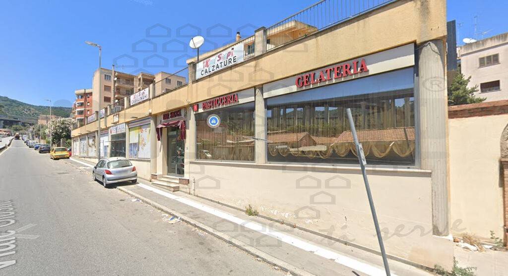 negozio in affitto a Messina