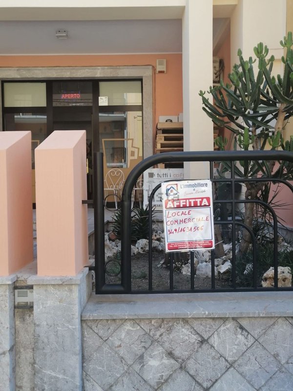 locale commerciale in affitto a Messina in zona Santa Margherita