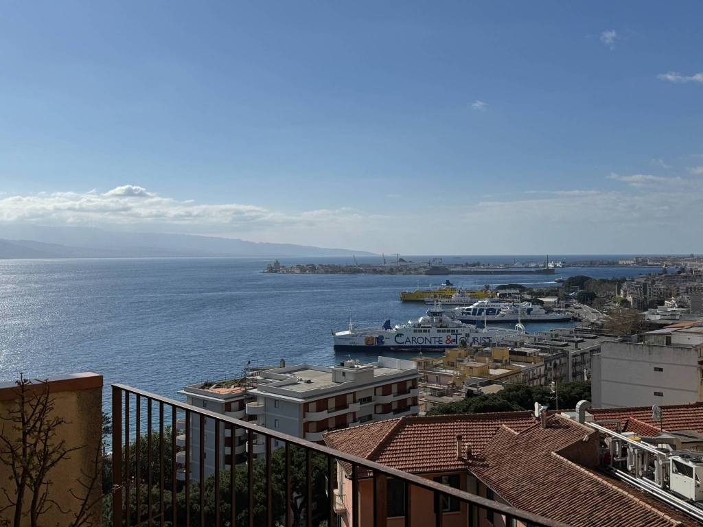 appartamento in affitto a Messina in zona San Licandro