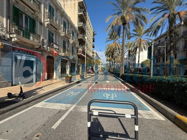 negozio in affitto a Messina