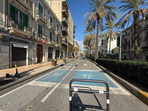 negozio in affitto a Messina