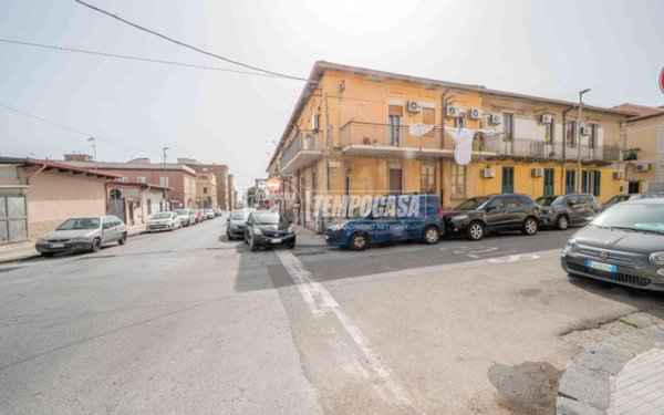 negozio in affitto a Messina in zona Gazzi