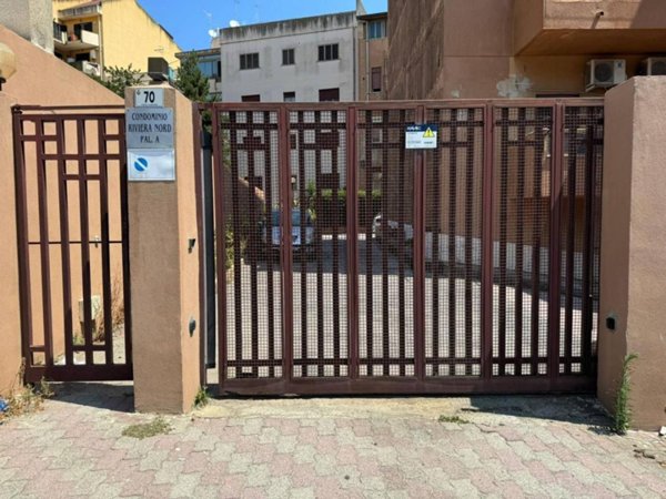 negozio in affitto a Messina in zona Santissima Annunziata