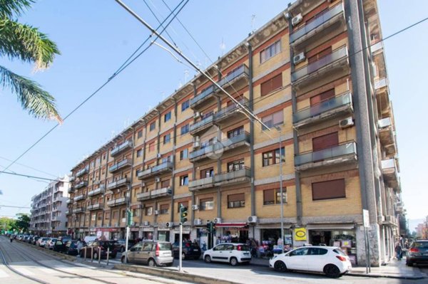 negozio in affitto a Messina