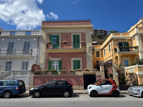 casa indipendente in affitto a Messina in zona Paradiso