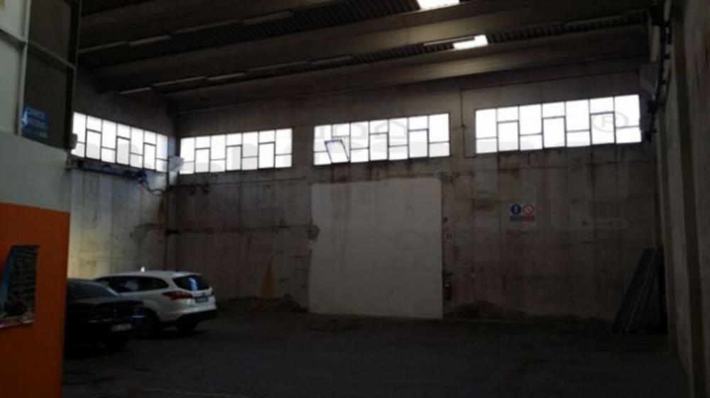 negozio in affitto a Messina in zona Tremestieri